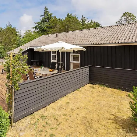 Snioulf - 1km From The Sea In Western Jutland By Interhome Vejers Strand