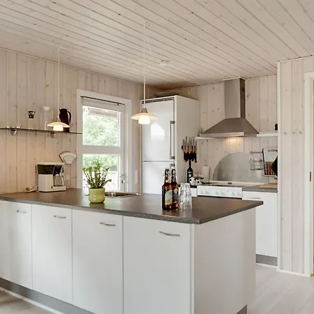 Snioulf - 1km From The Sea By Interhome Vejers Strand