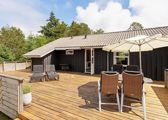 Snioulf - 1km From The Sea By Interhome